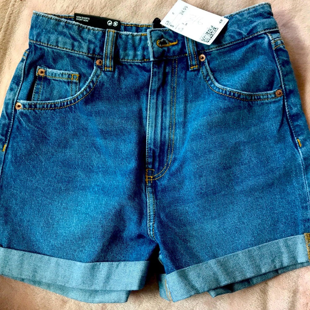 H&M shorts!! Never worn with tags!